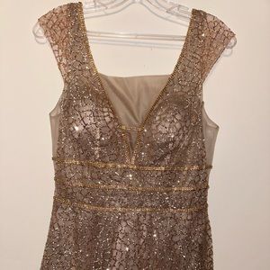 COPY - A party dress. Brand from Cinderella divine. Size 10